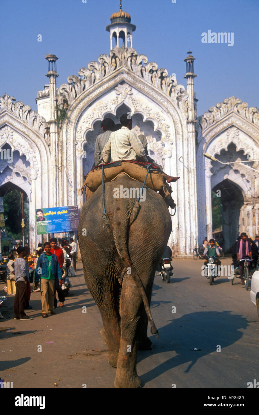 Lucknow Strrets Lucknow streets hi-res stock photography and images - Alamy