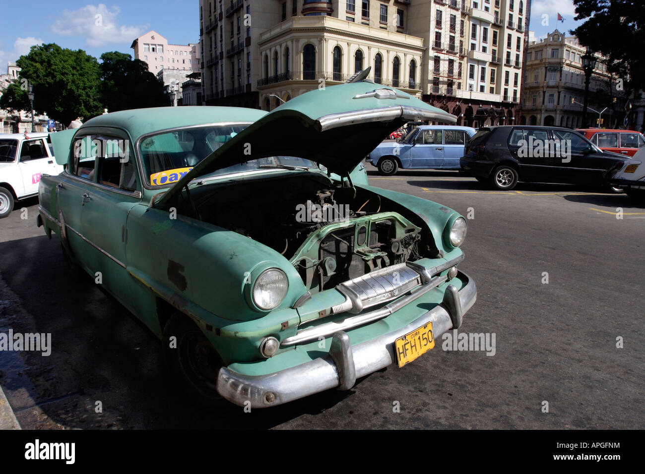 Broken old car in la Havana Stock Photo