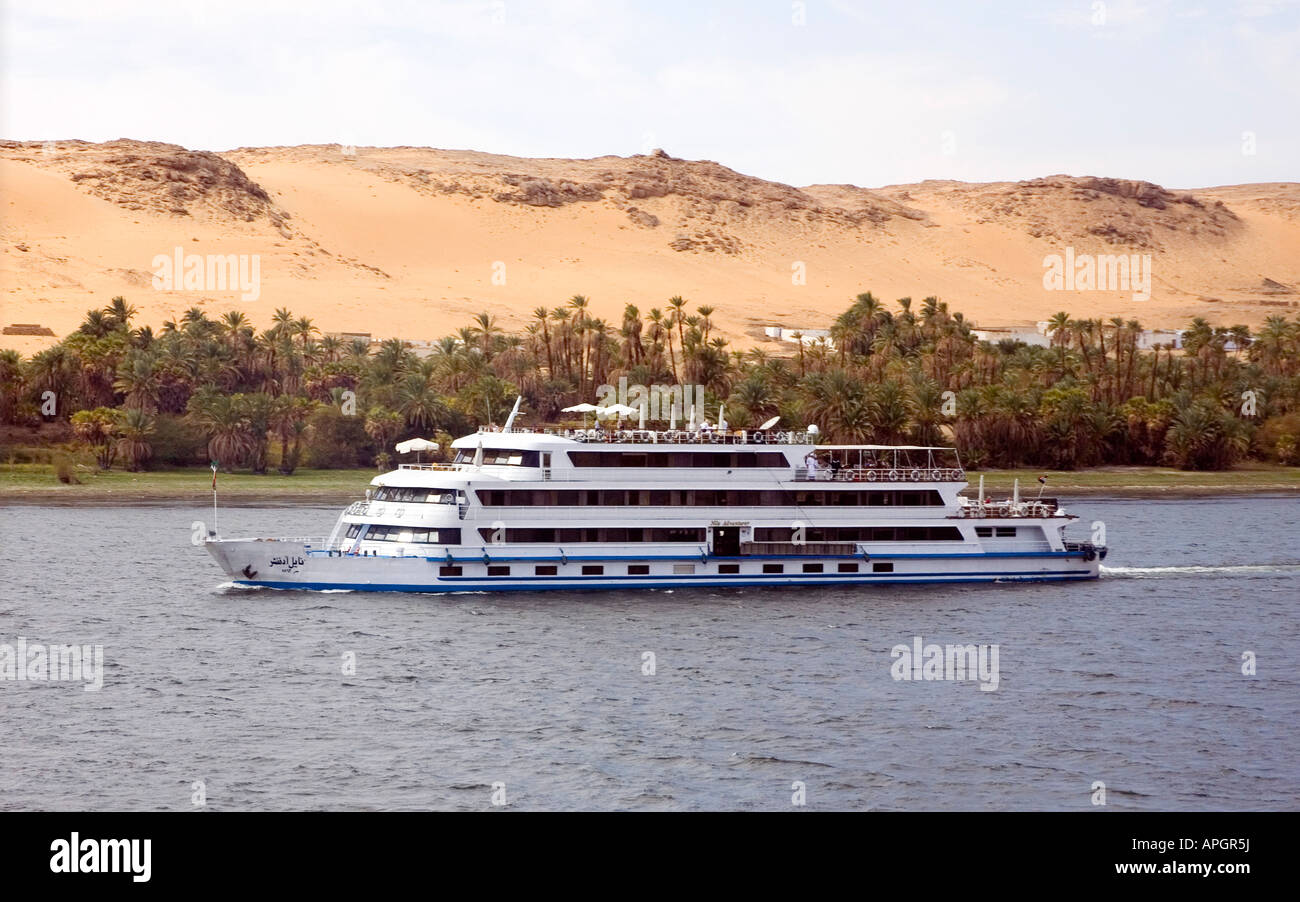 Luxurious river cruising boat hi-res stock photography and images - Alamy