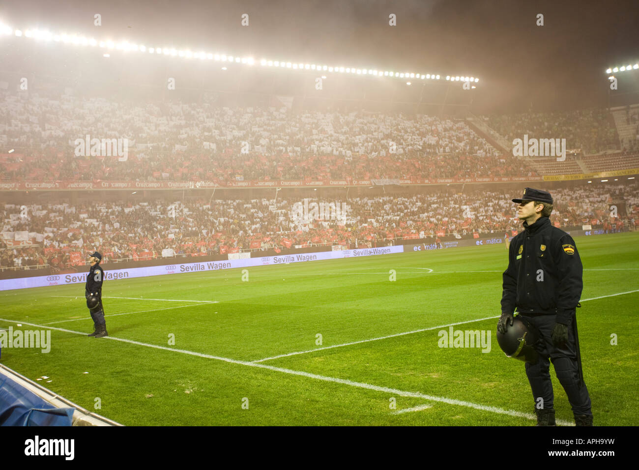 Spectators Riots Sport stadium with spectators hi-res stock photography and images - Alamy