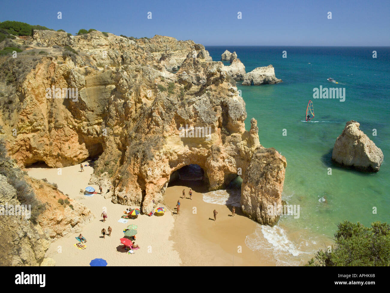 portugal-the-algarve-alvor-praia-dos-tres-irmaos-beach-and-cliffs-in