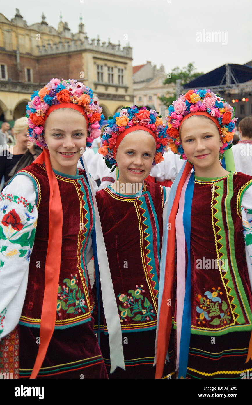Ukrainian Dancers Hi-res Stock Photography And Images Alamy, 41% OFF