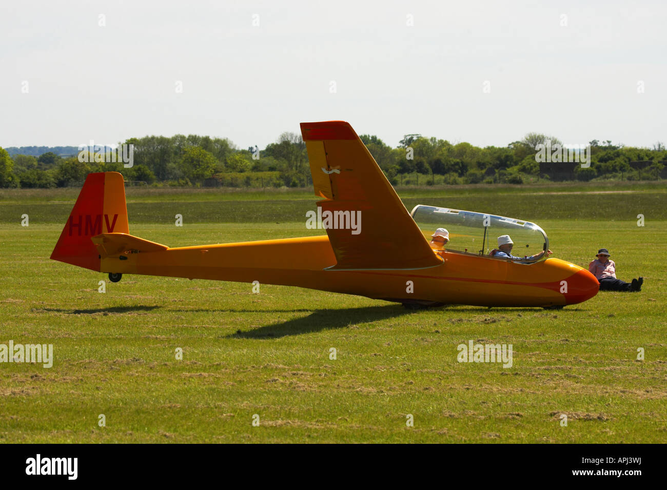 Glider winch launch hires stock photography and images Alamy