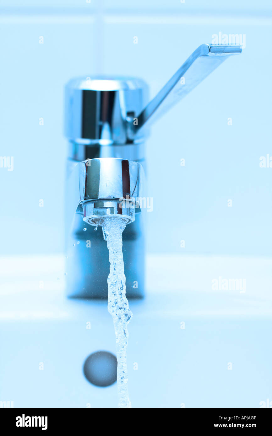 Faucet water hires stock photography and images Alamy