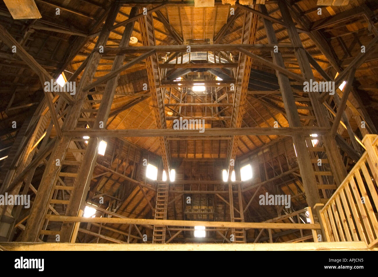 Inside The Octagon Barn Stock Photo Alamy