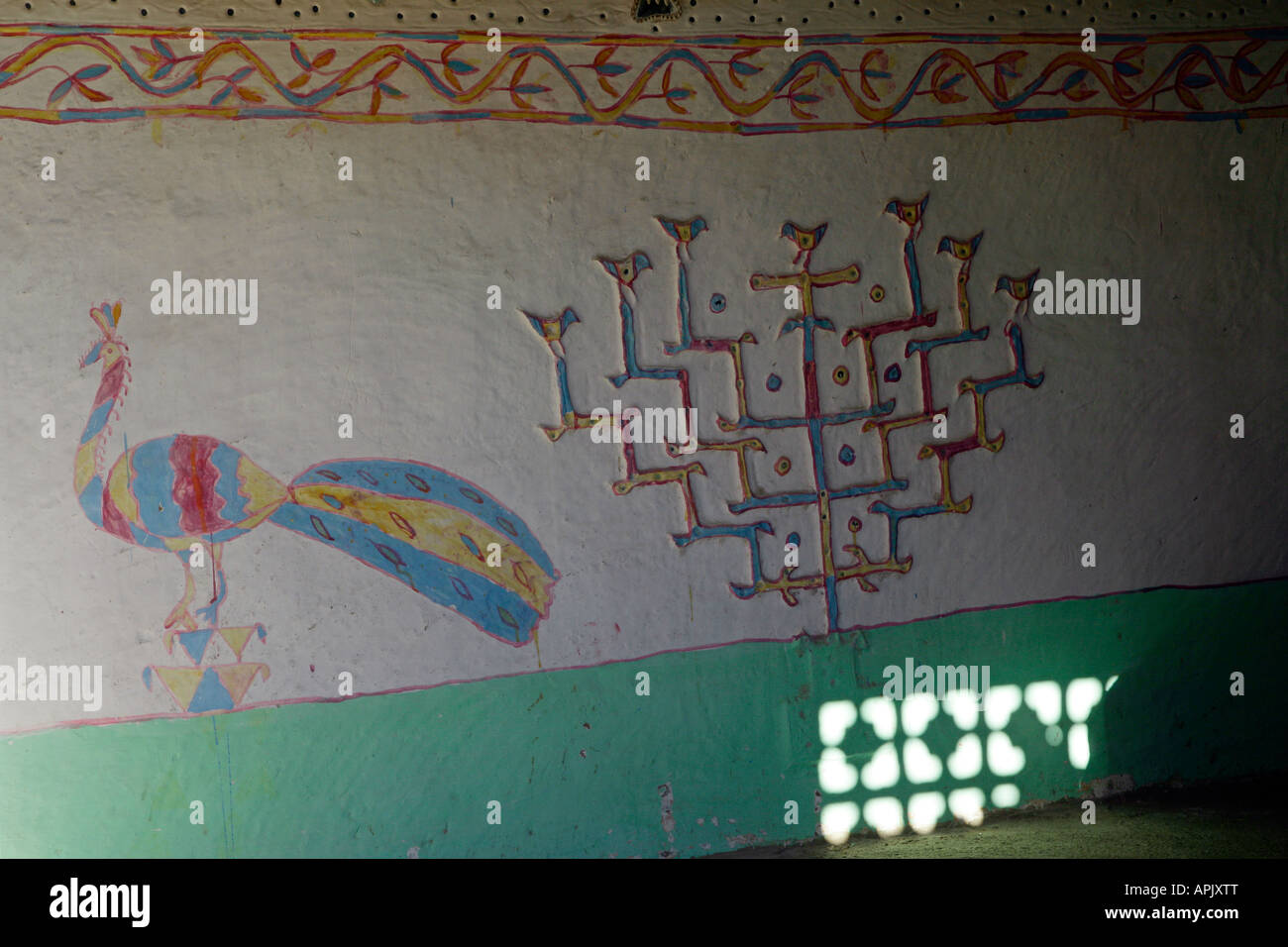 Painted house wall hi-res stock photography and images - Alamy