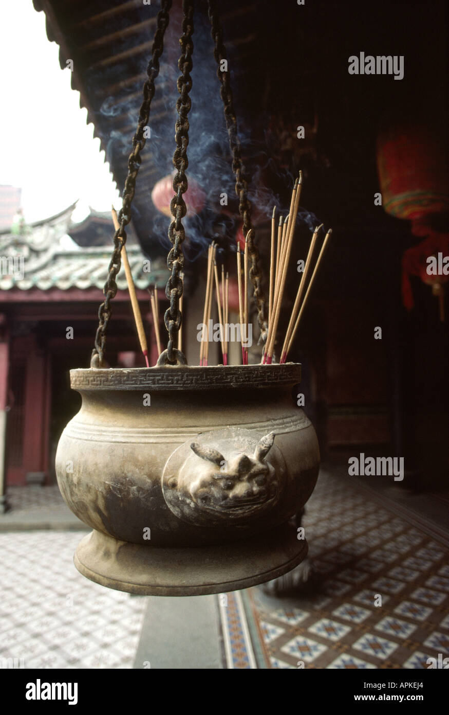 Singapore Incense burner Thian Hock Keng Temple Stock Photo Alamy