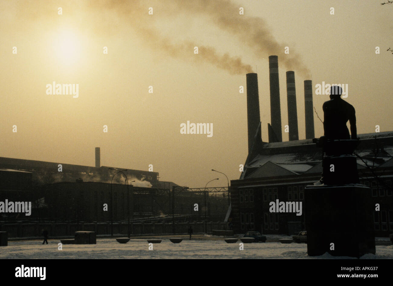 Katowice 1987 Poland pollution factory plant smoke Stock Photo Alamy
