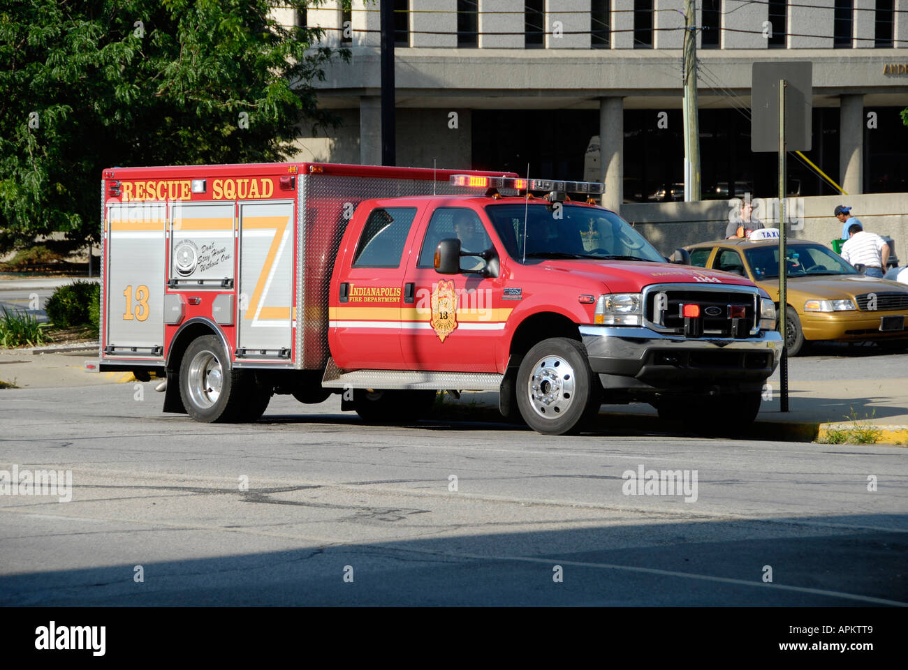 Fire departm hires stock photography and images Alamy
