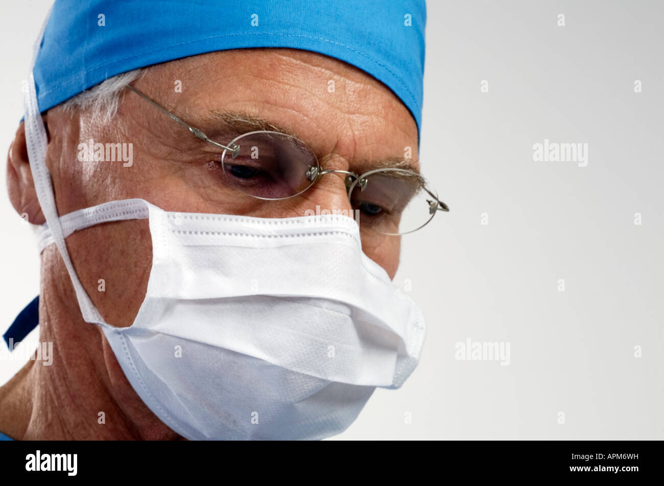 Close up portrait of surgeon with mask Stock Photo - Alamy