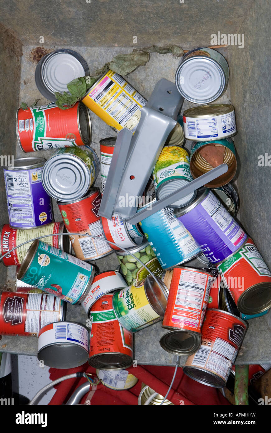 Recycling Metal Cans Tins Recycle Hi res Stock Photography And Images 