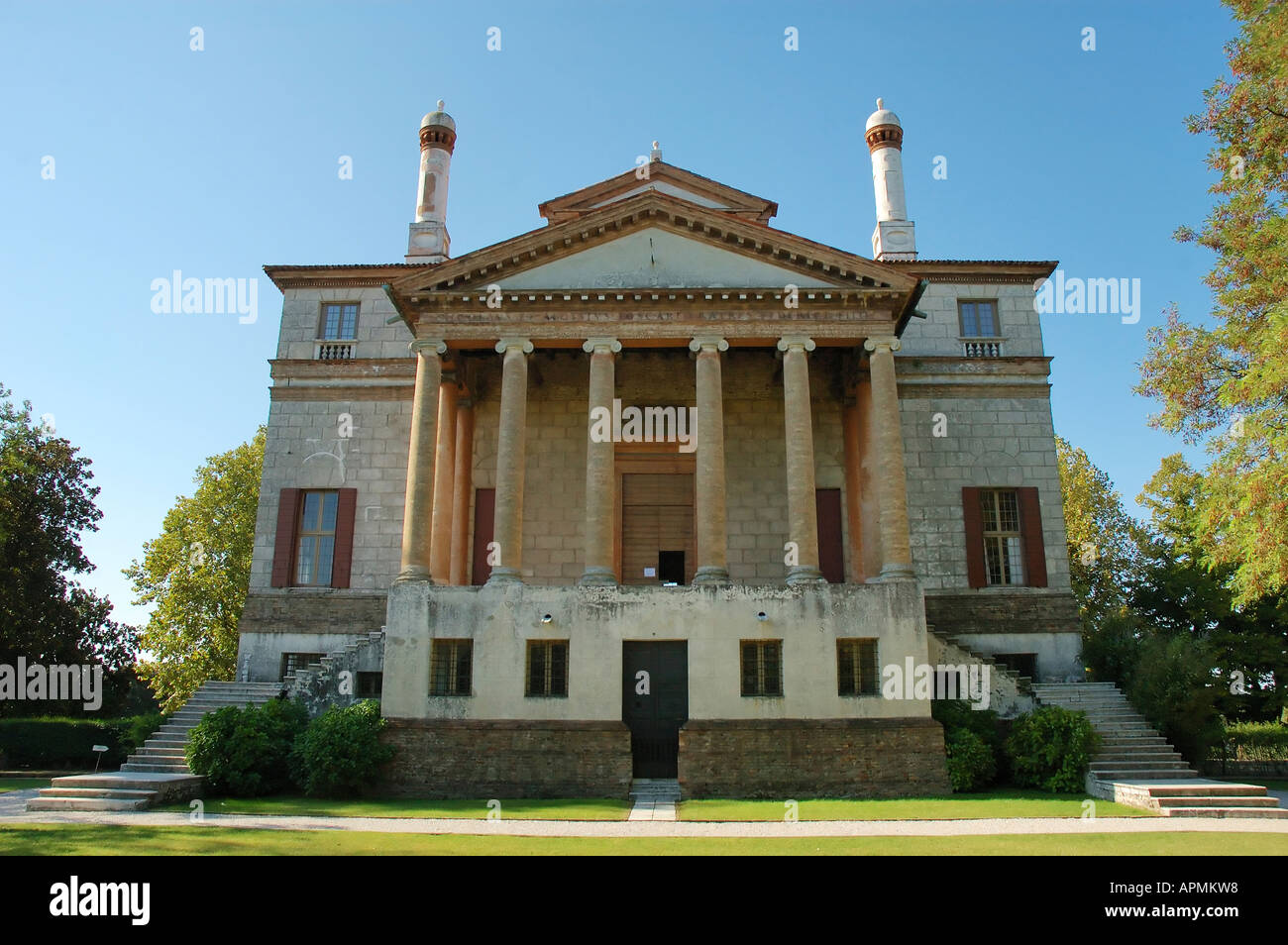 Villa Foscari La Malcontenta was built by architect Palladio in 1560 ...