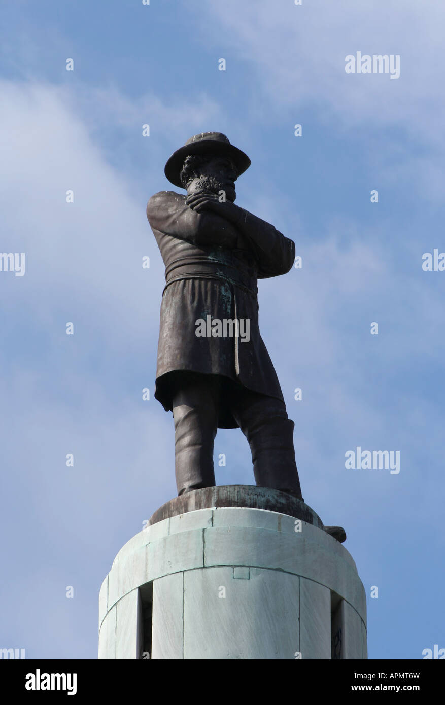 statue of General Robert E Lee in Lee Circle New Orleans Louisiana USA