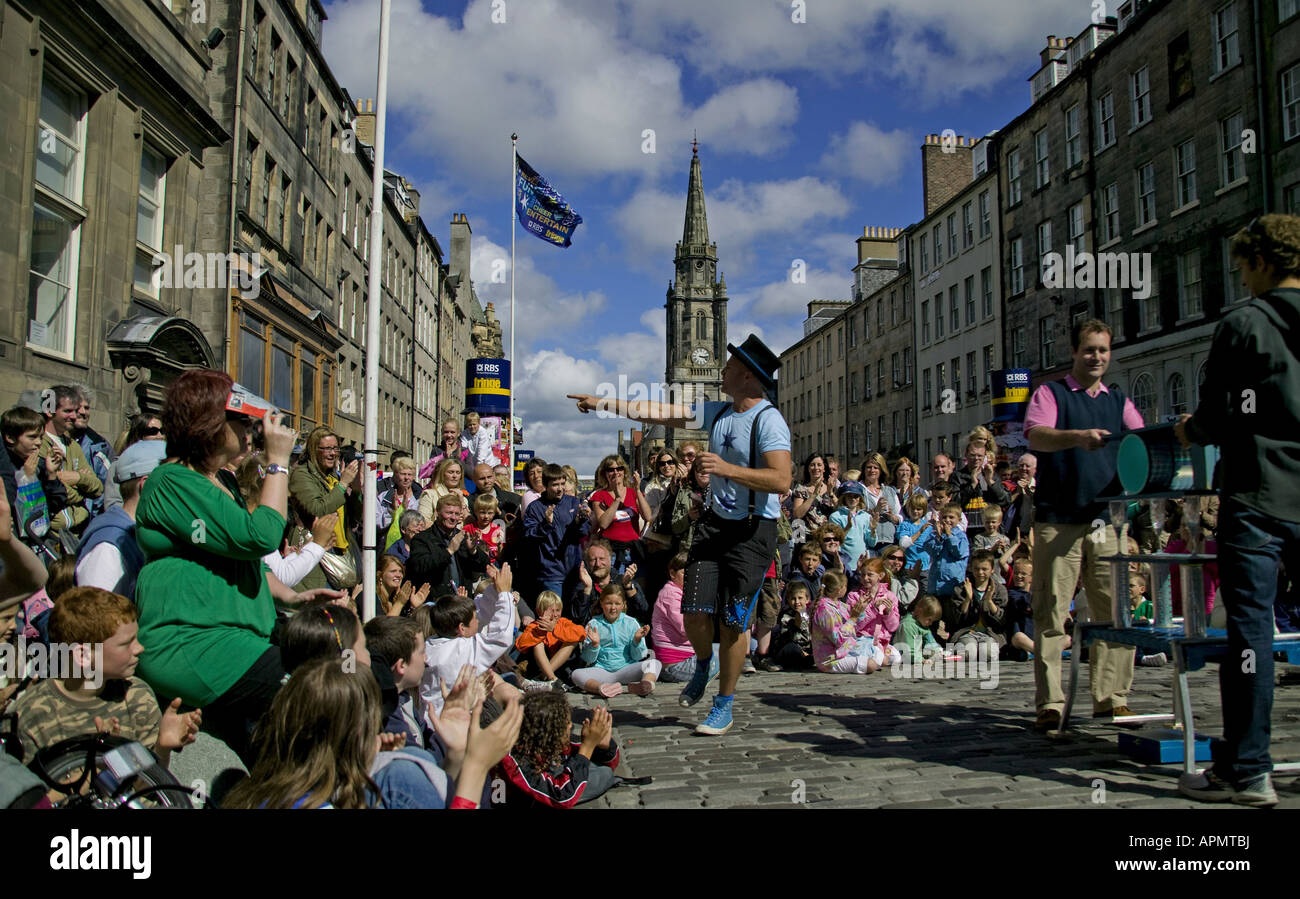 Street Performer Edinburgh Fringe  Festival, Scotland, UK, Europe Stock Photo