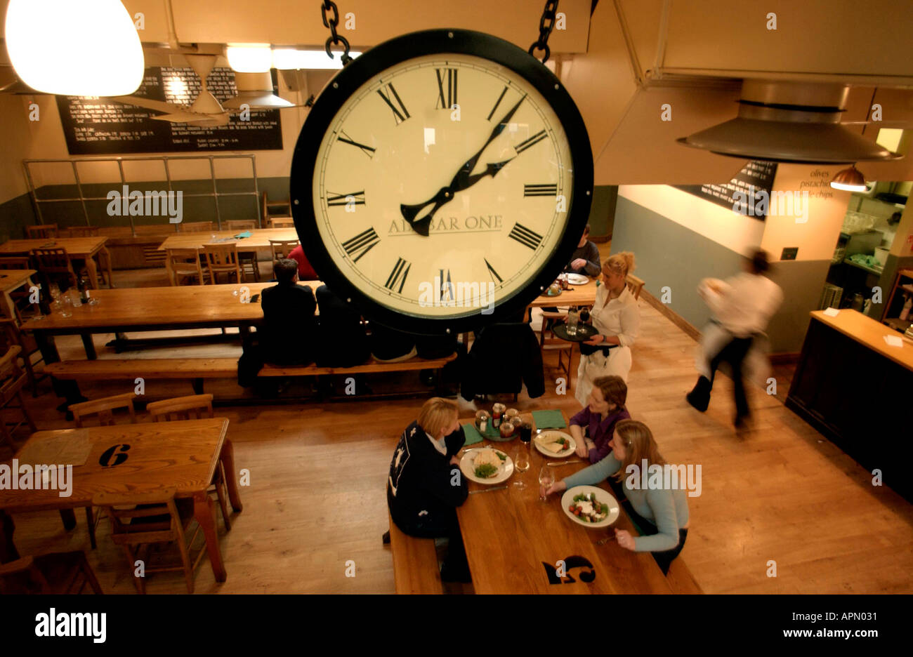 2pm clock hires stock photography and images Alamy