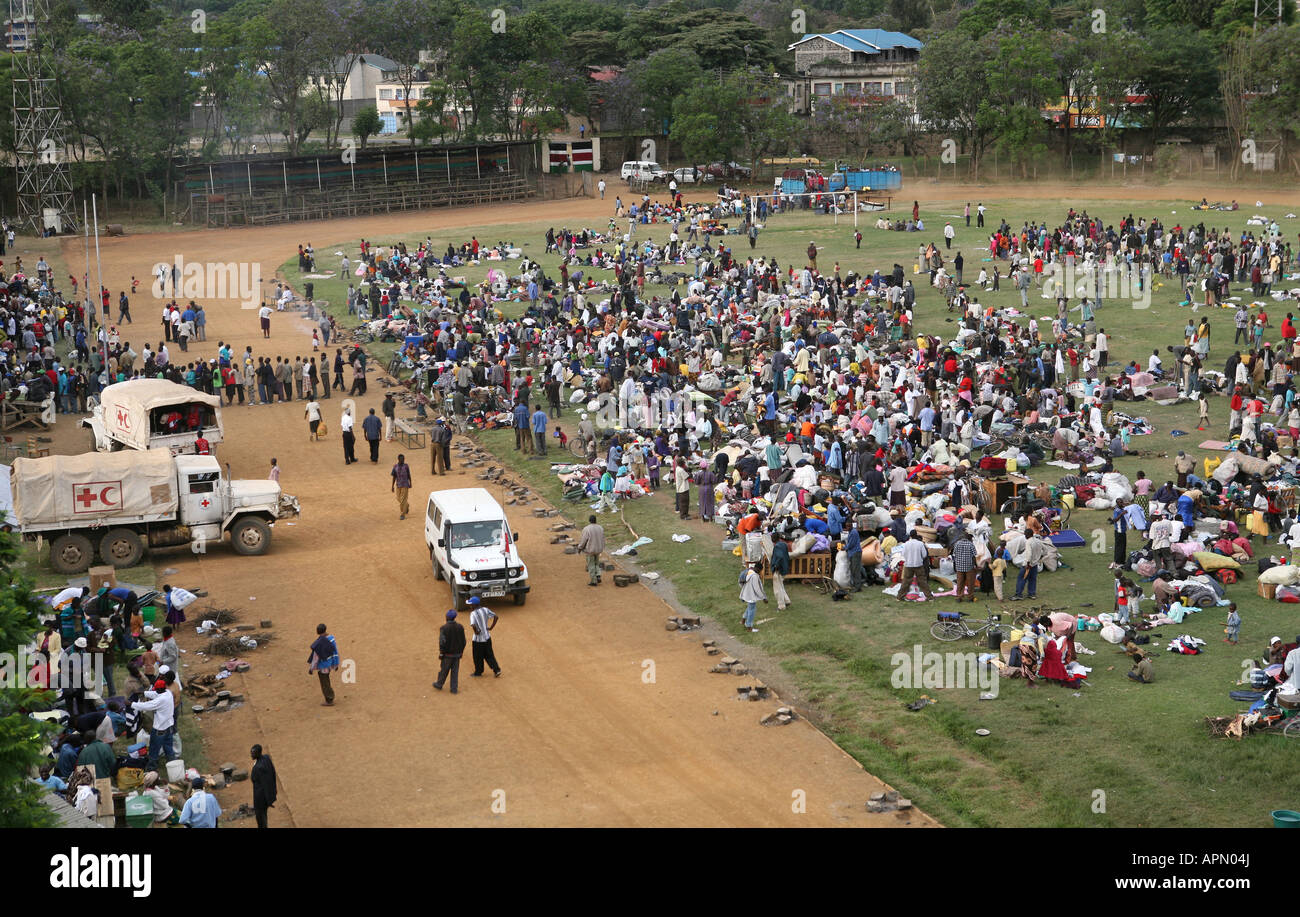 Crowds of IDP's seek refuge at Nakuru's Afhara Stadium, Kenya, East Africa Stock Photo