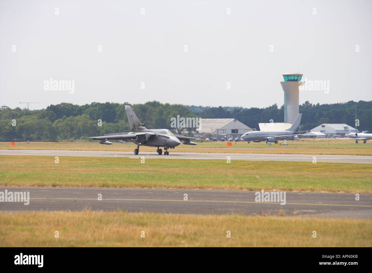 RAF Tornado G4 landing at Farnborough Airshow 2006 Stock Photo