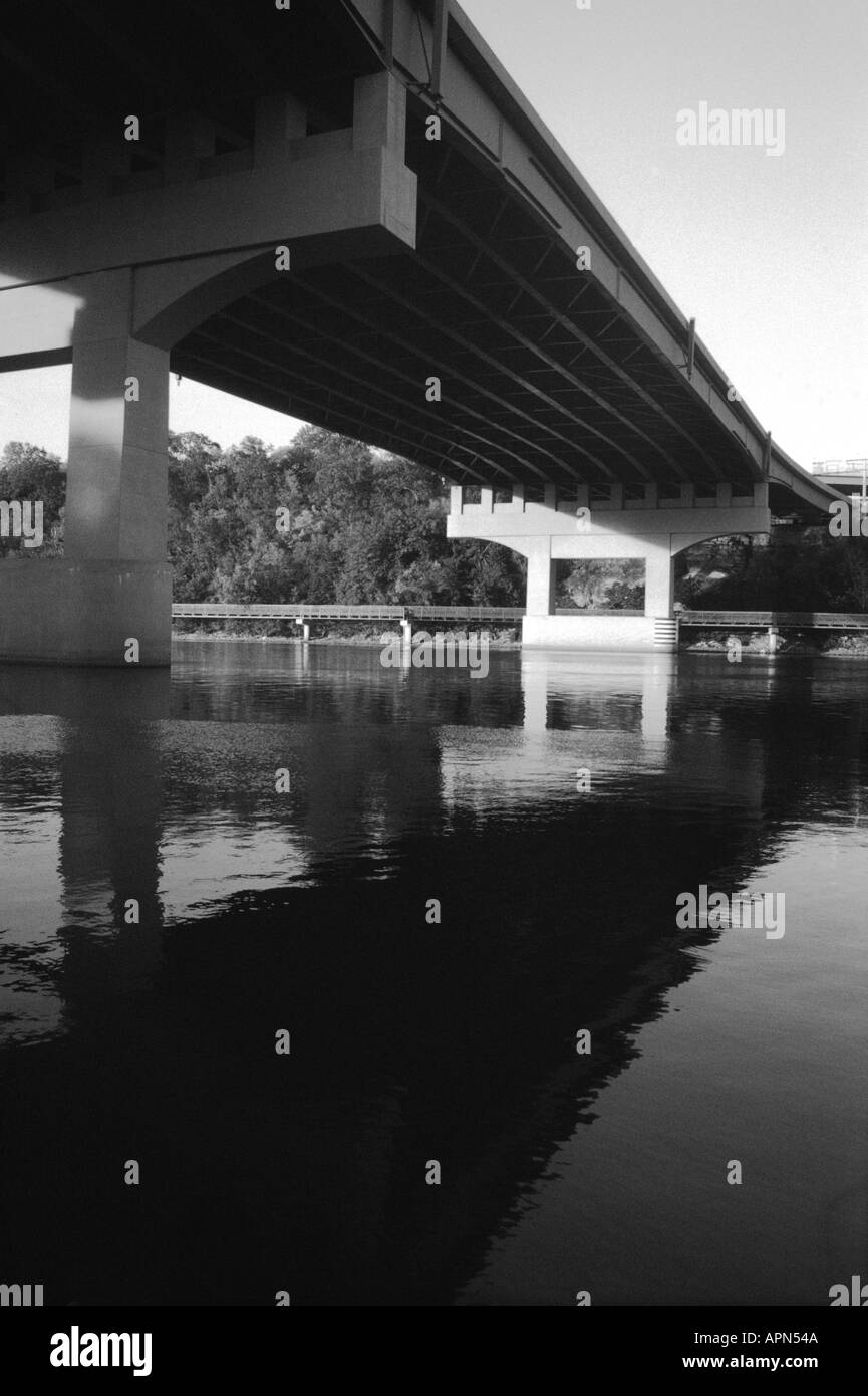Highway 35 bridge over Mississippi River Minneapolis Minnesota USA Stock Photo