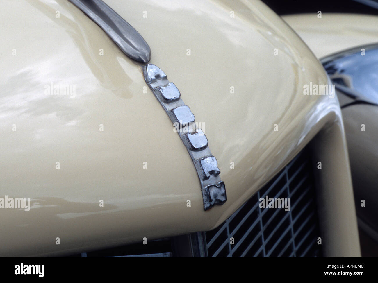 Auburn car logo hi-res stock photography and images - Alamy