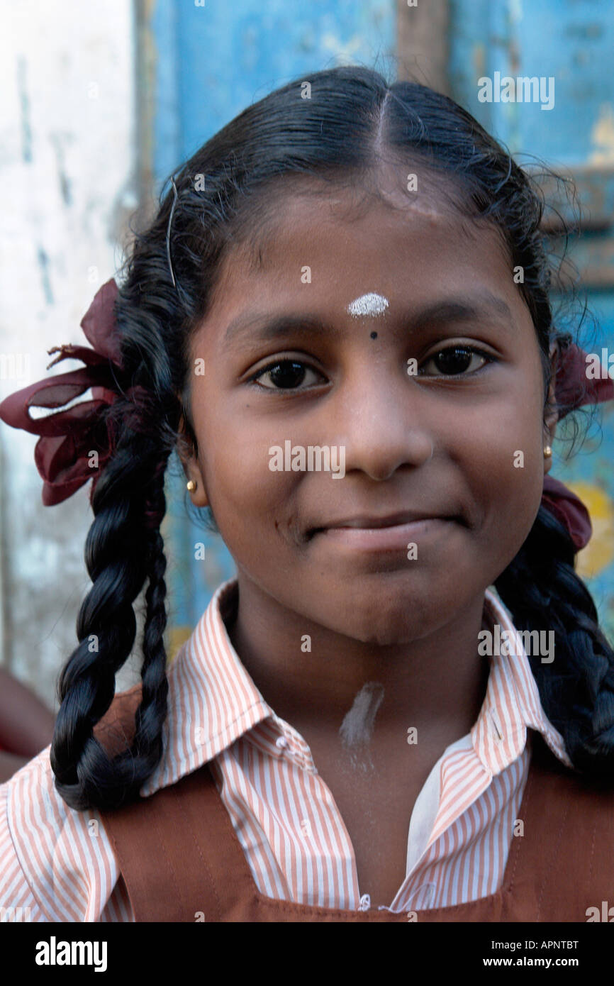 Indian schoolgirl hi-res stock photography and images - Alamy