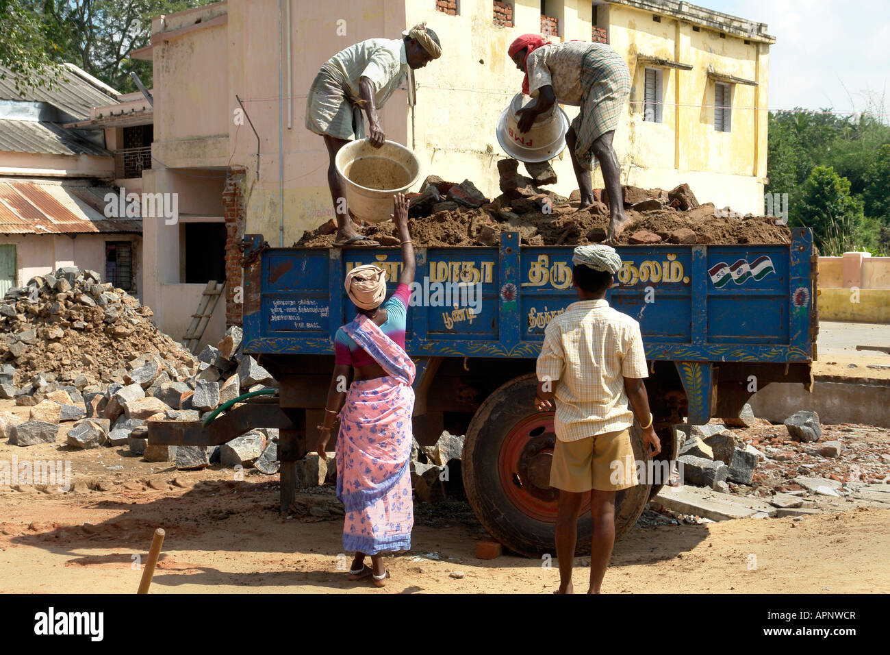 indian construction workers on a building site near trichy Stock Photo Alamy