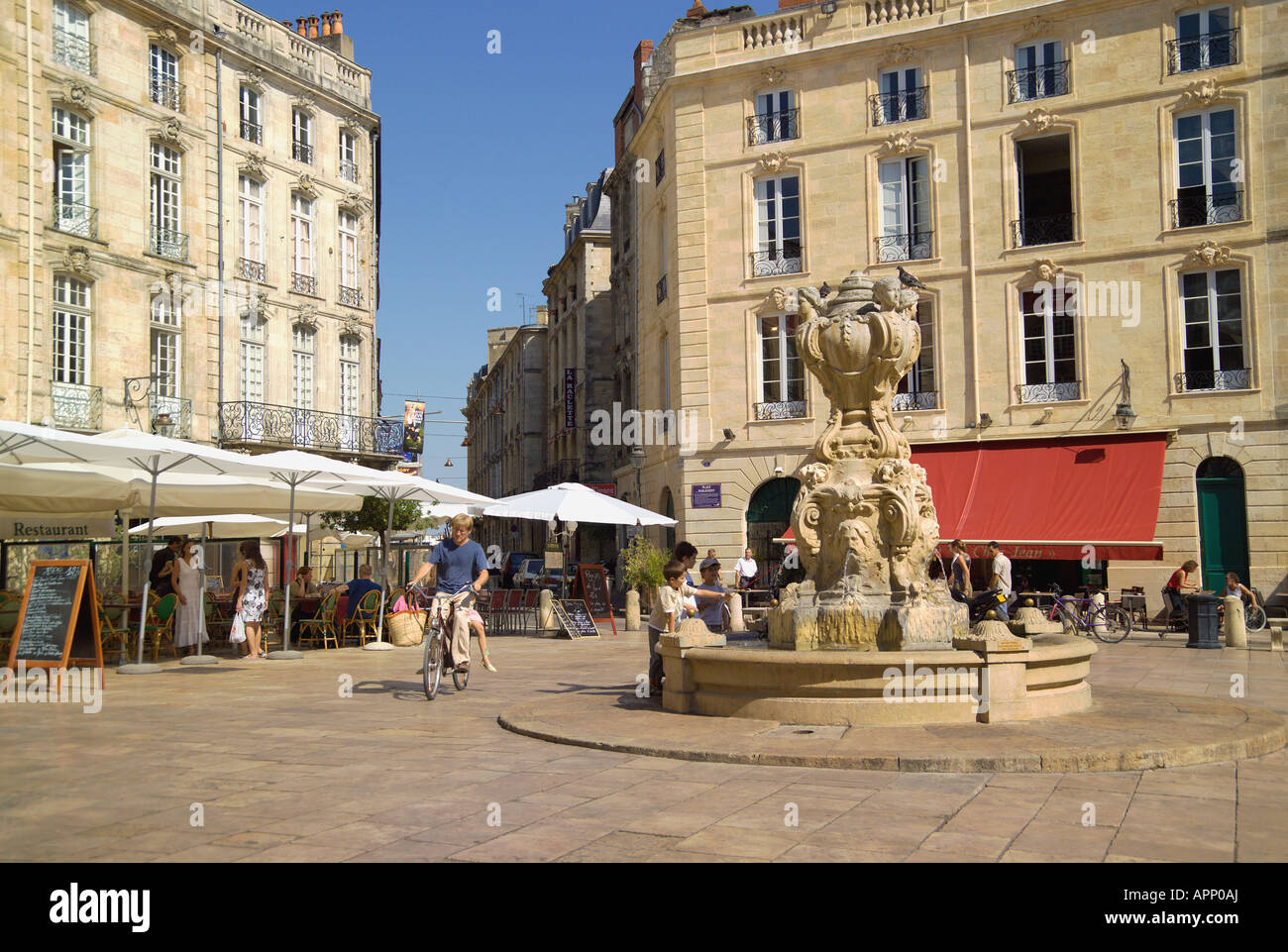 [Place du Parlement] Bordeaux France French city Stock Photo - Alamy
