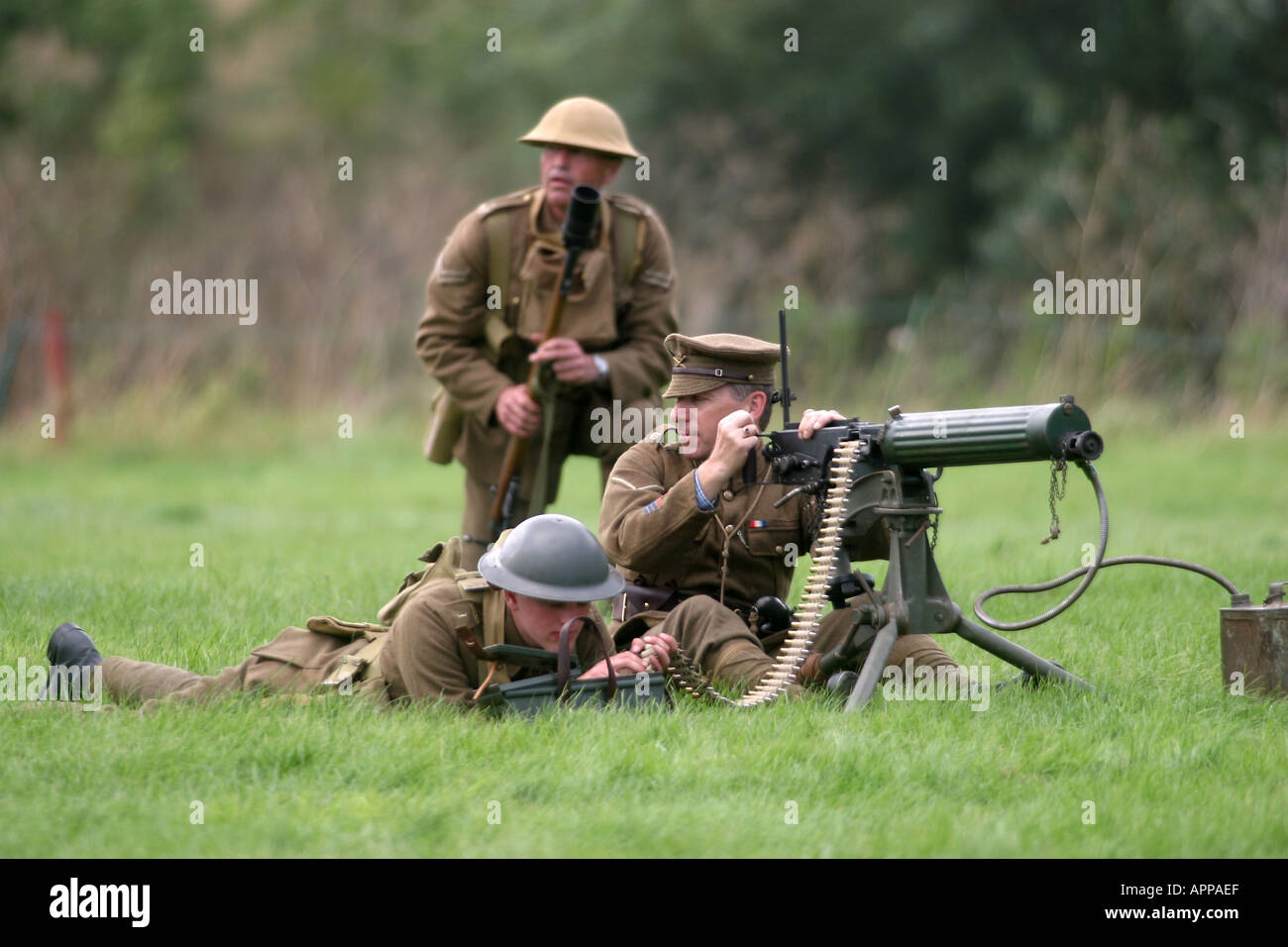 1914 18 Vickers Machine Gun team Stock Photo Alamy