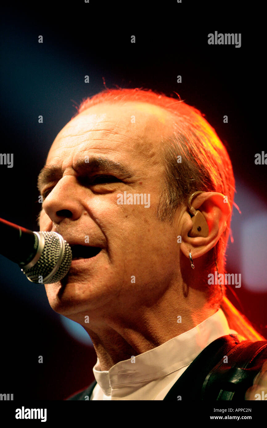 Status Quo at the Nottingham Indoor Arena. Francis Rossi the lead