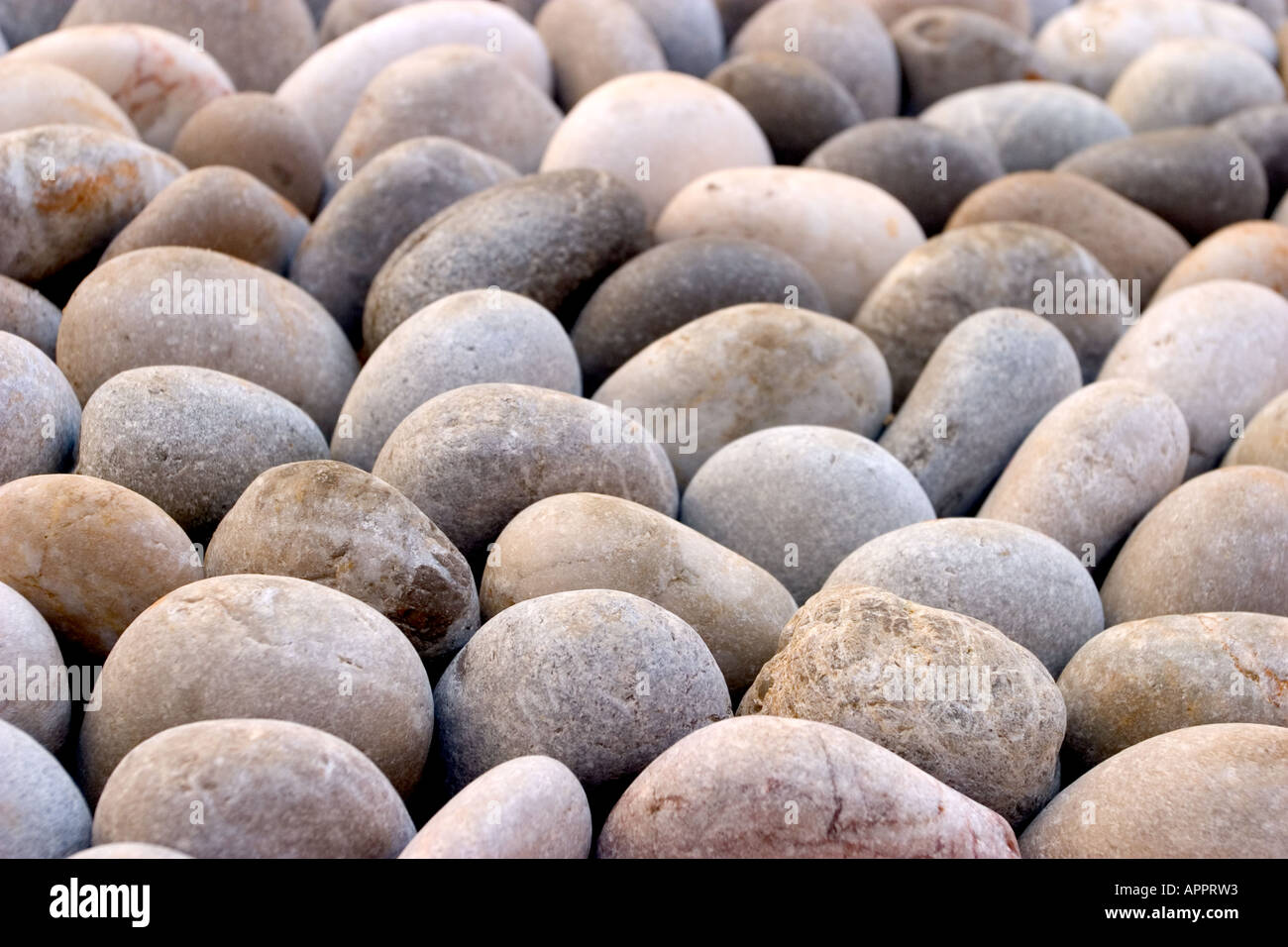 Round pebbles rocks boulders hi-res stock photography and images - Alamy