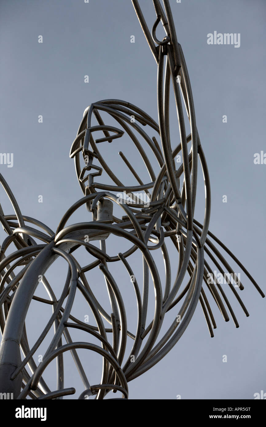 close up of the head of the thanksgiving beacon sculpture beacon of