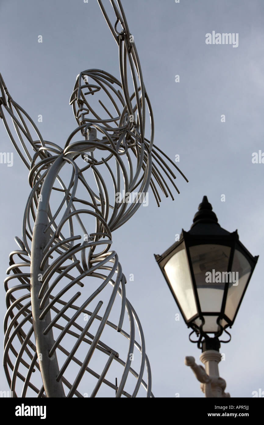 thanksgiving beacon sculpture beacon of hope by artist Andy Scott and