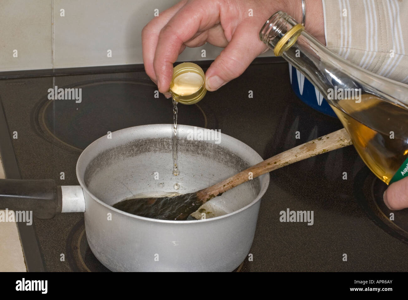 LAVER SCRAMBLED EGGS HEAT THE LAVER WITH APPROXIMATELY 1 TABLESPOONFULL