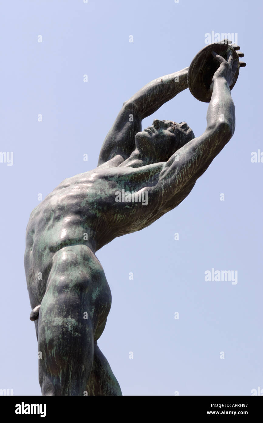 Statue of the Discus Thrower Diskovolos opposite the Panathinaiko Stadium in Athens Stock Photo