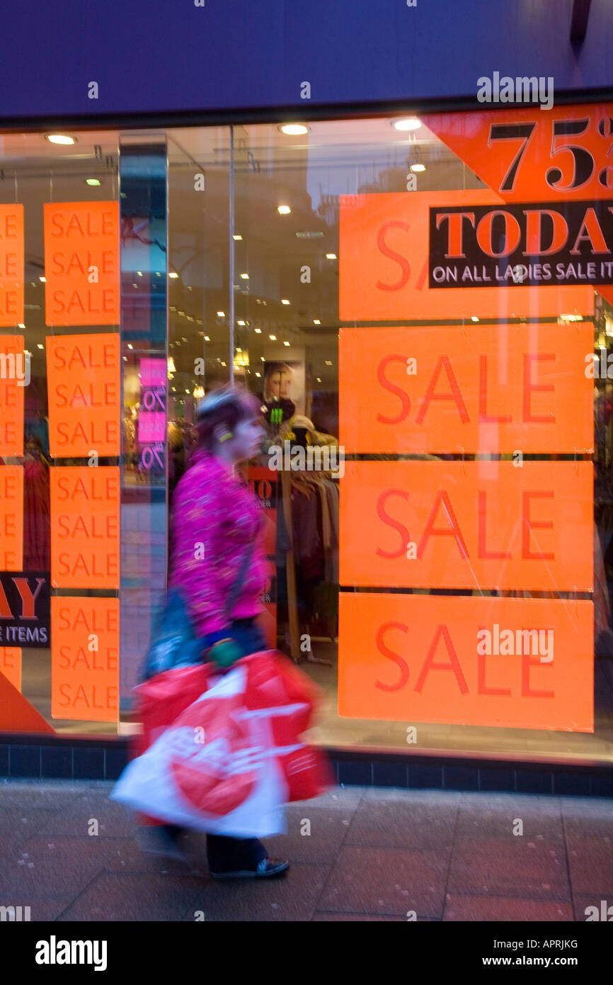 Women shopping in dundee hires stock photography and images Alamy