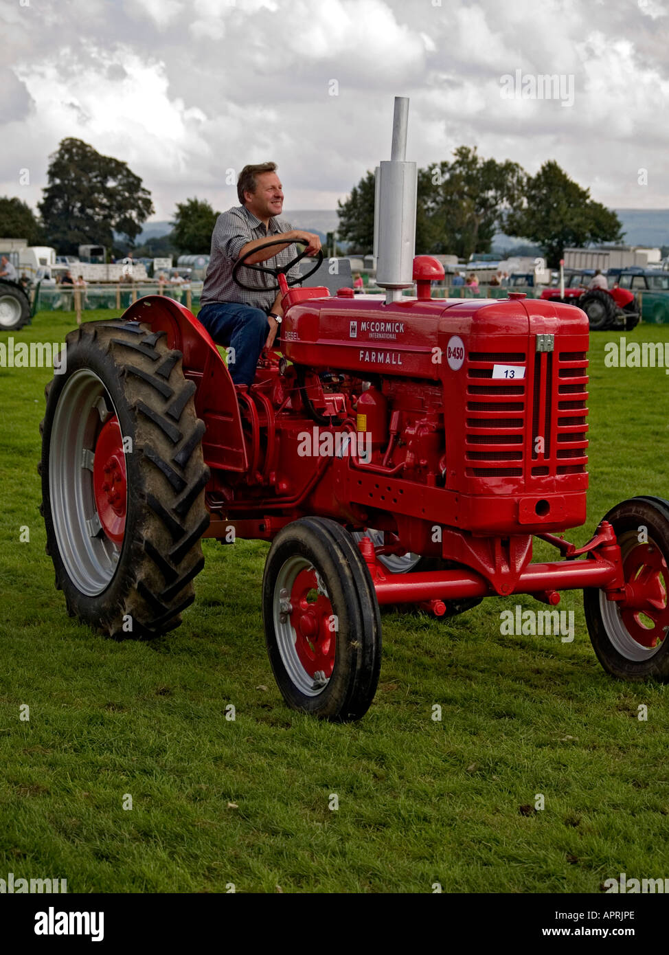 A McCormick International B450 vintage tractor, at Stokesley Agricultural show, 2006. - Stock