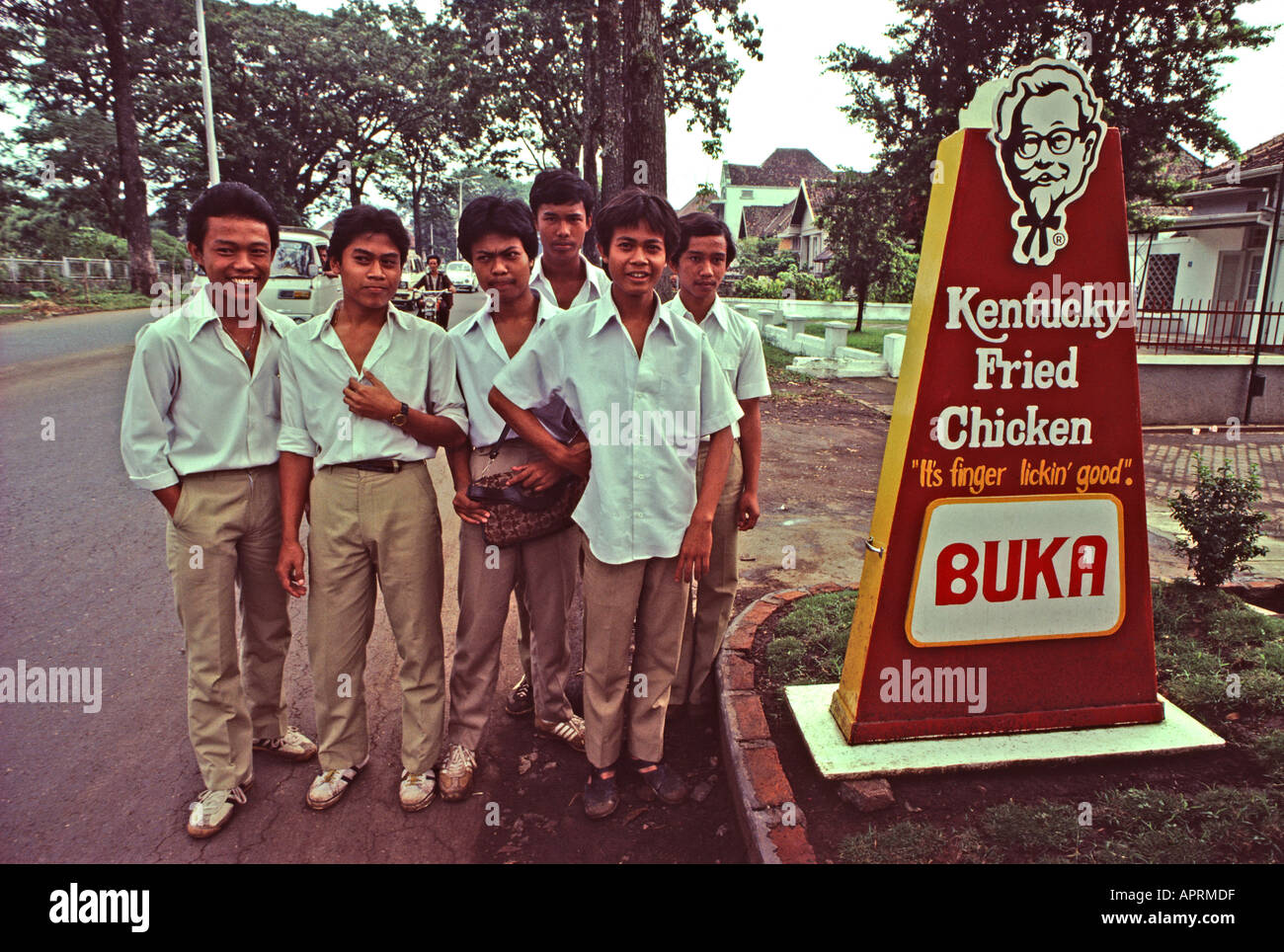 Peluang Waralaba Fried Chicken Bandung Strategi