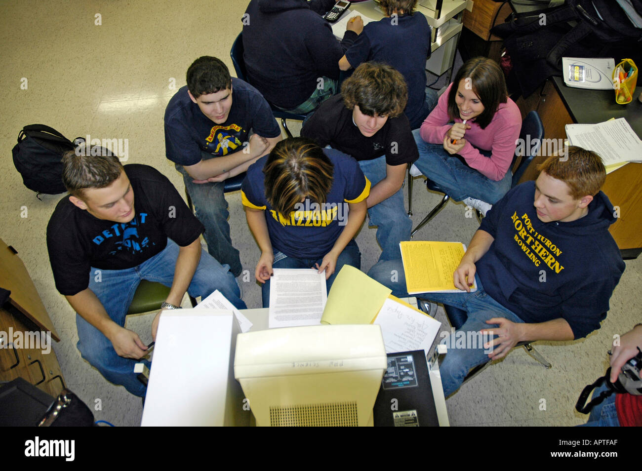 Students work on computers in a high school computer programmer class ...