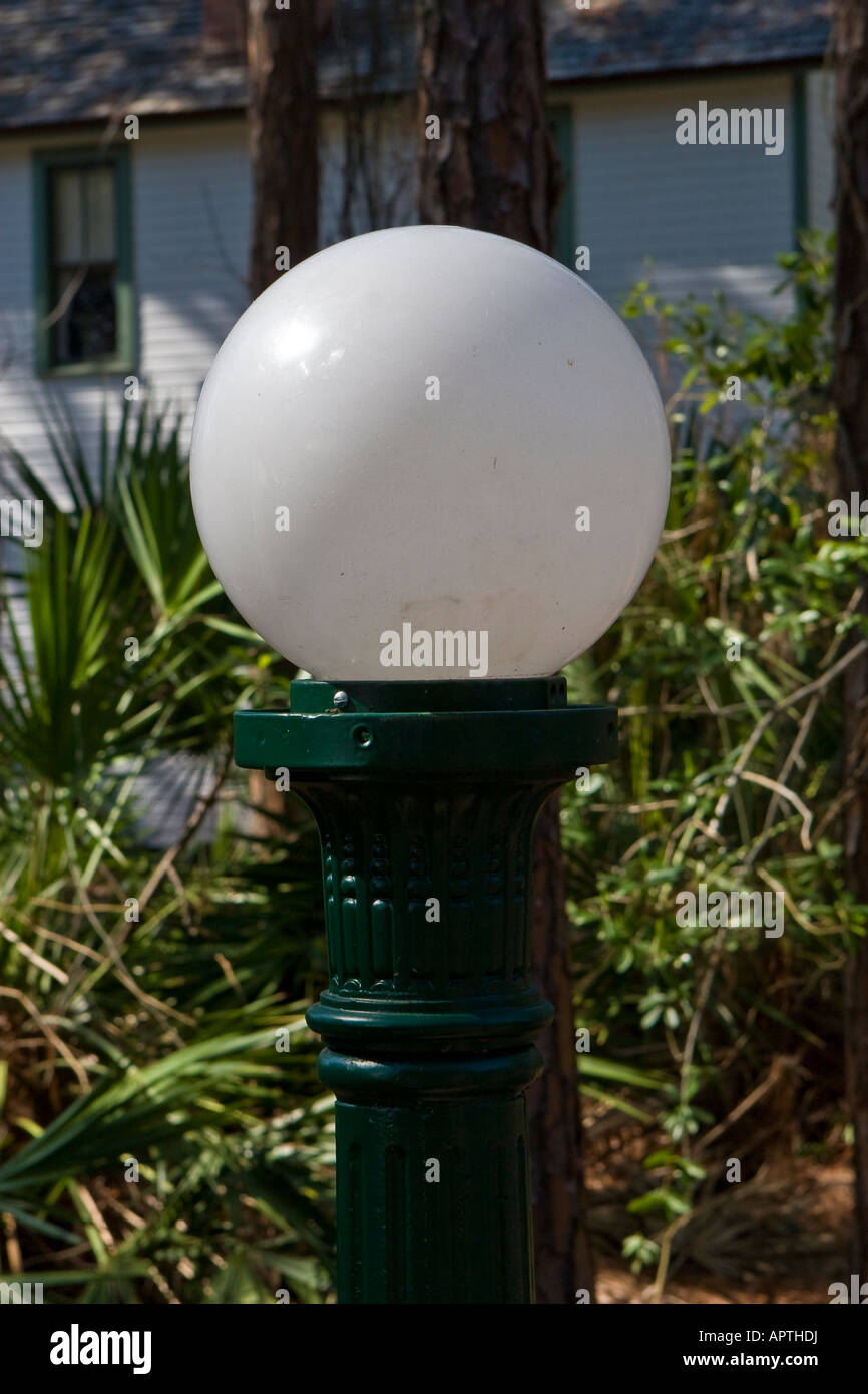 Antique street lighting hi-res stock photography and images - Alamy