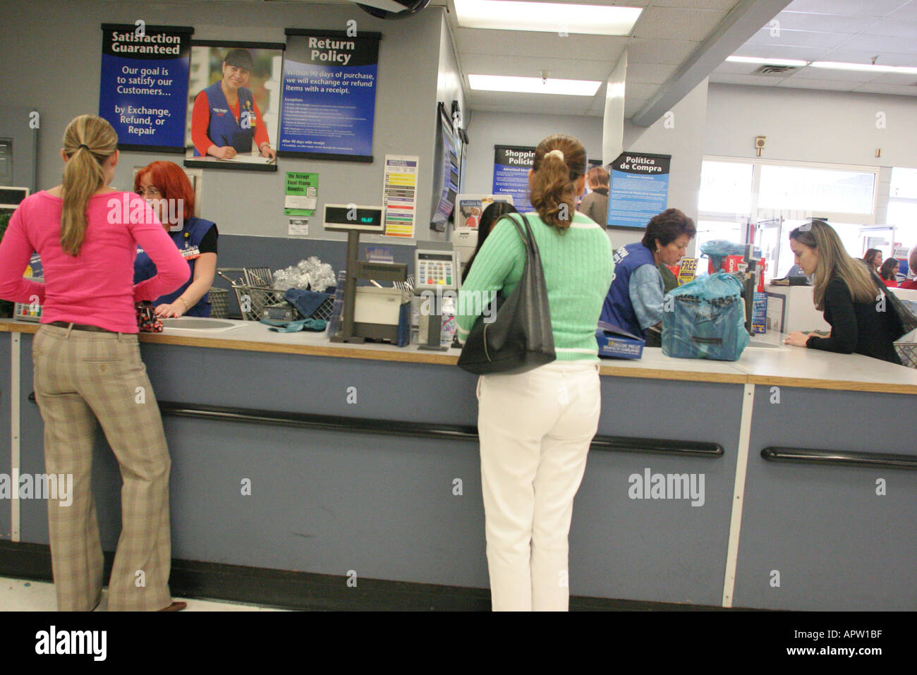 Miami florida walmart return desk hi res stock photography and