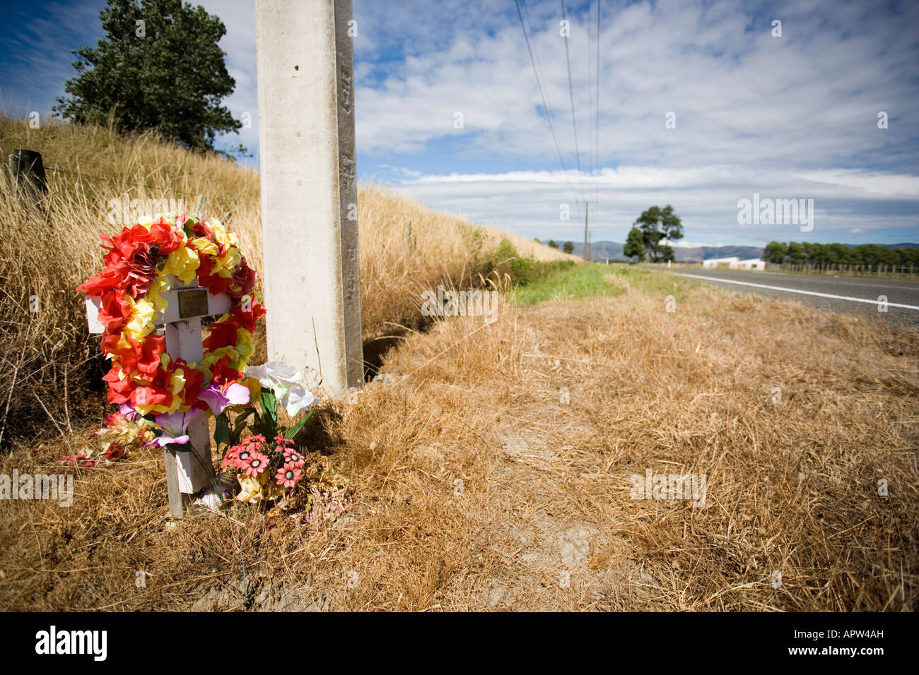 Roadside memorial New Zealand Woman killed in 2002 Stock Photo