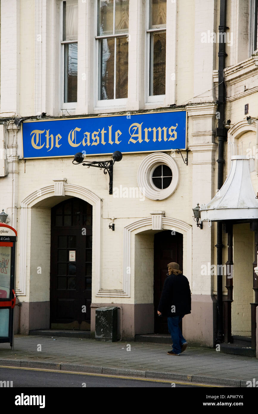 Castle Arms Castle St Cardiff Stock Photo