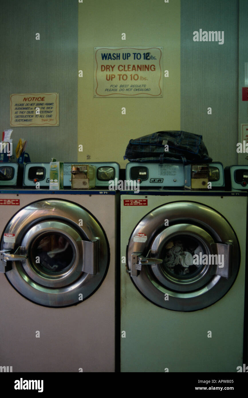 Launderette Stock Photo Alamy