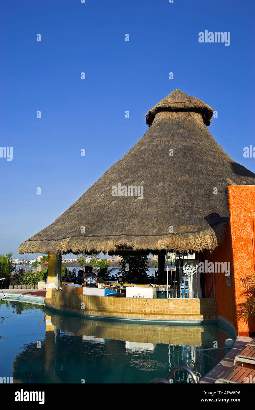 Palapa thatch beach bar and restaurant Best Western Clipper Club Cancun Quintana Roo Mexico Stock Photo