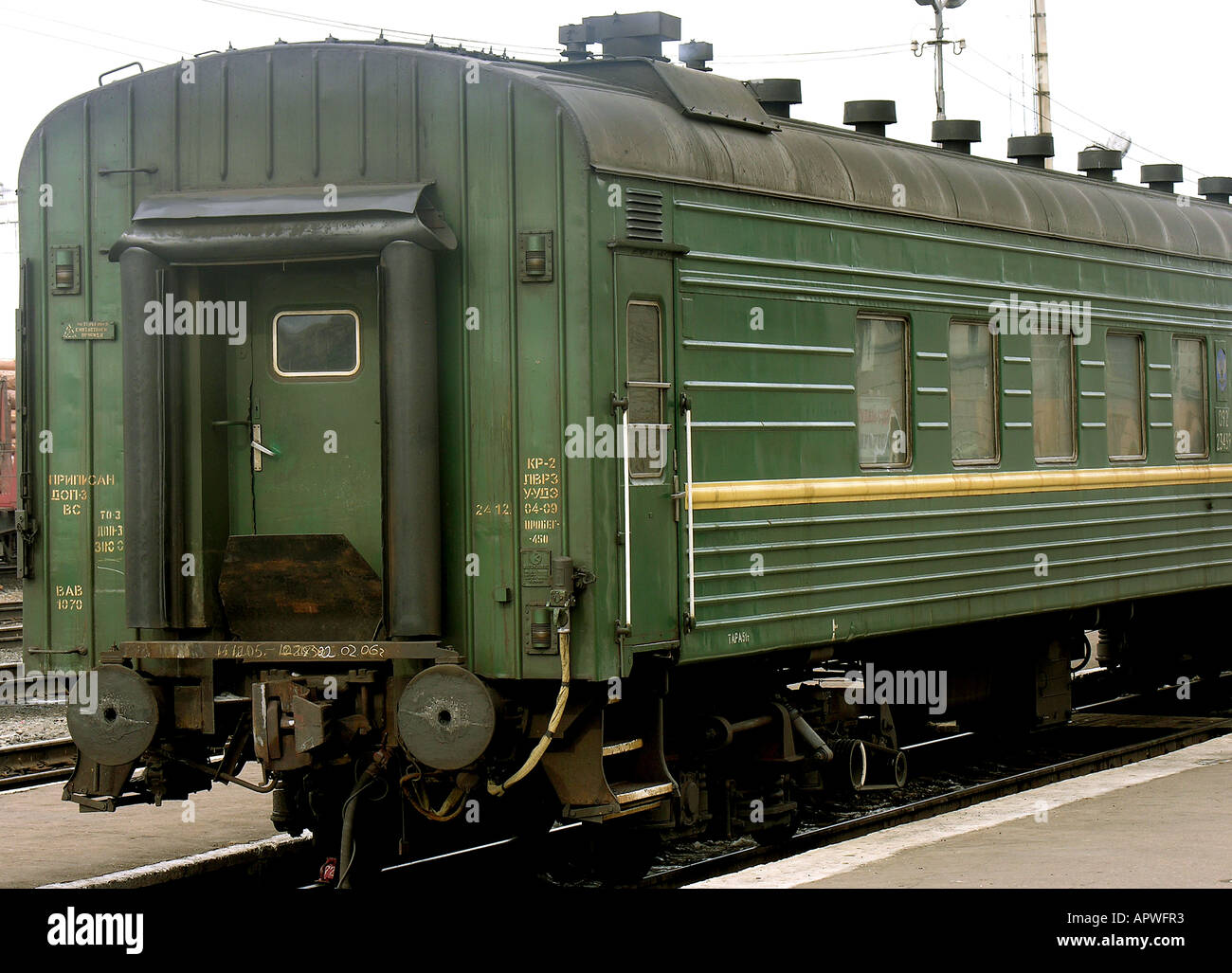 FALLER 130554 HO 1/87 Ferme Des Alpes