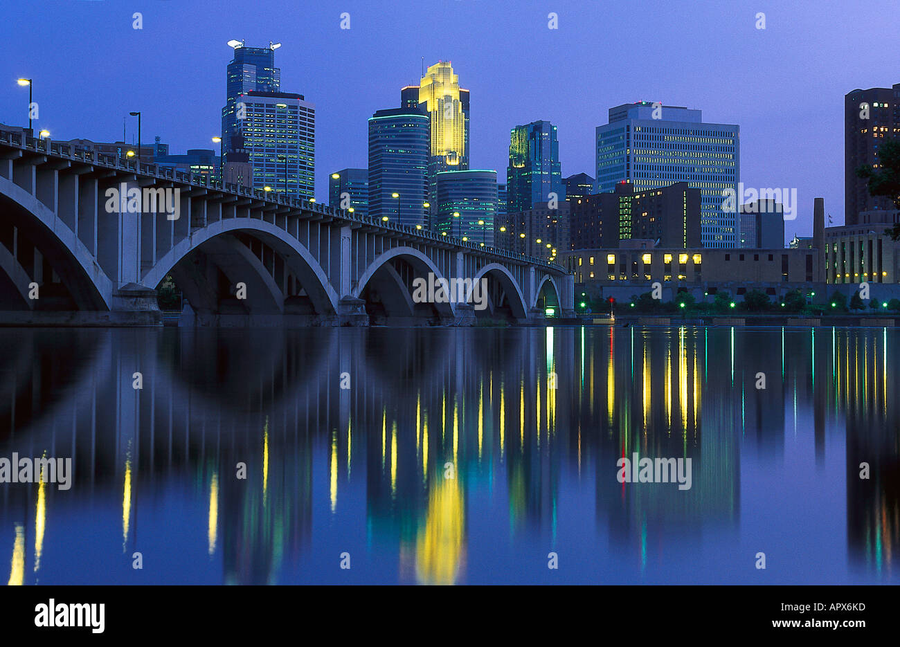 City by Night, Twin Cities, Minneapolis, Minnesota, USA Stock Photo Alamy