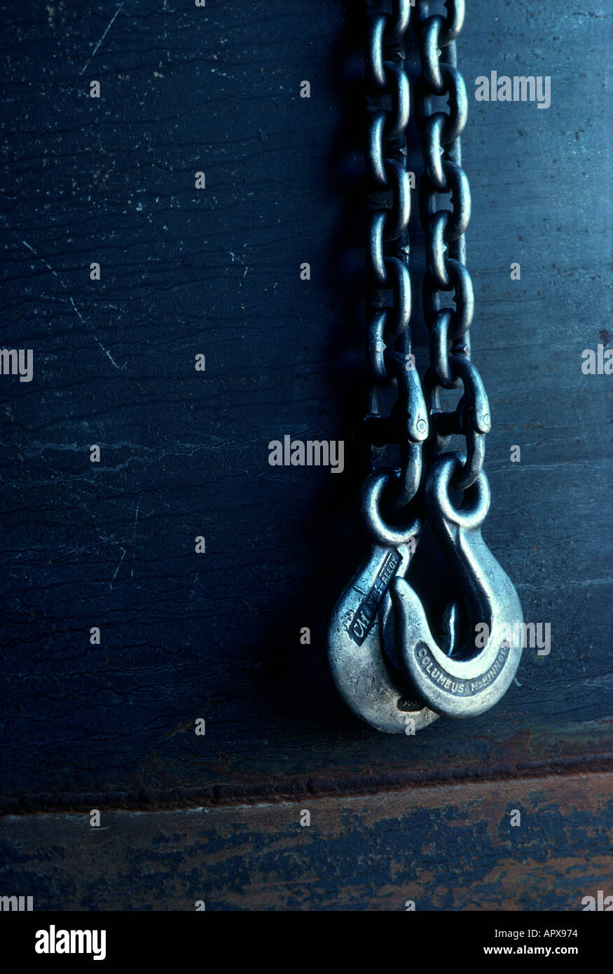 Hauling giant hi-res stock photography and images - Alamy