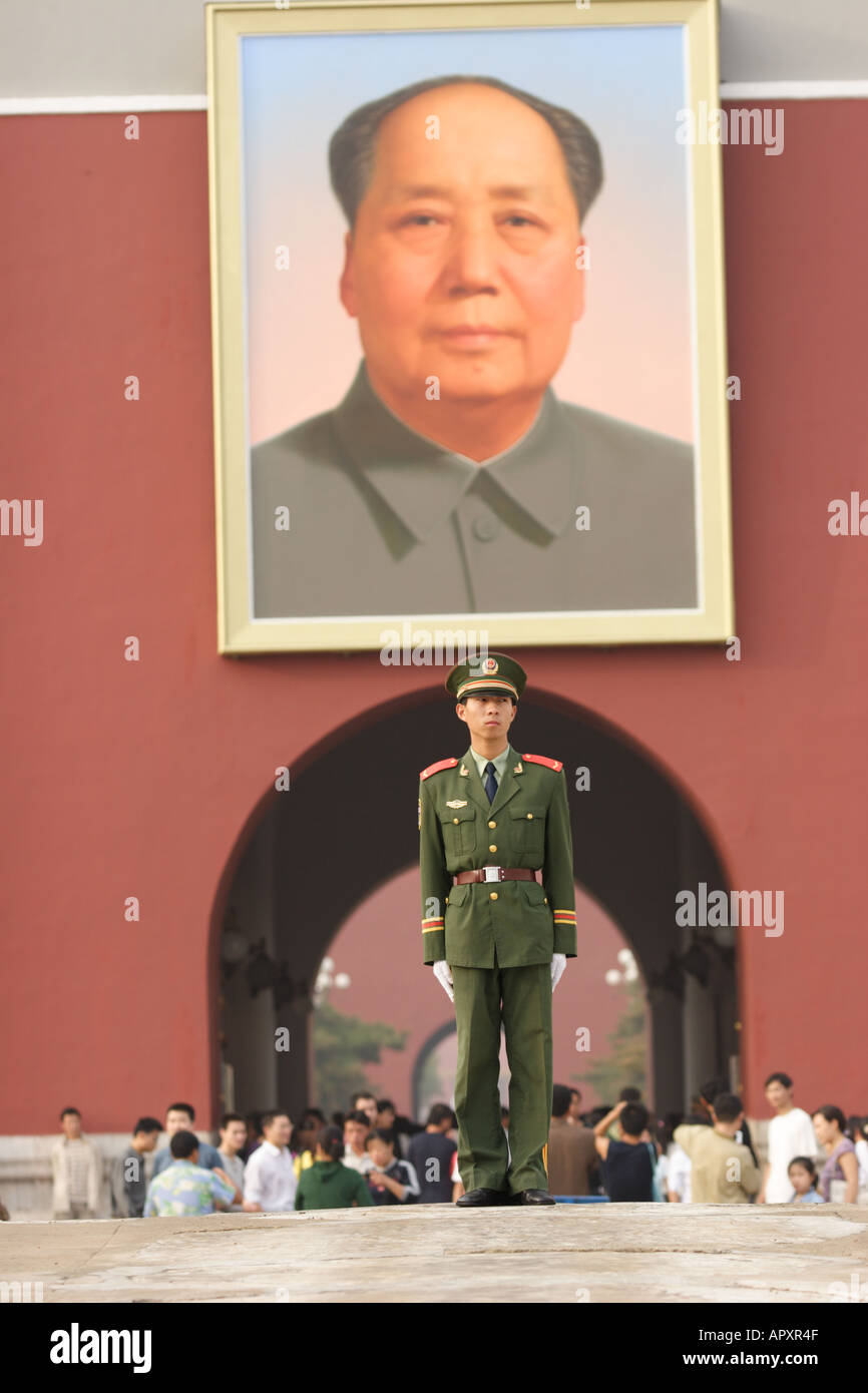 Gate Of Heavenly Peace With Mao Zedong Portrait Tiananmen Square Stock Photo Alamy