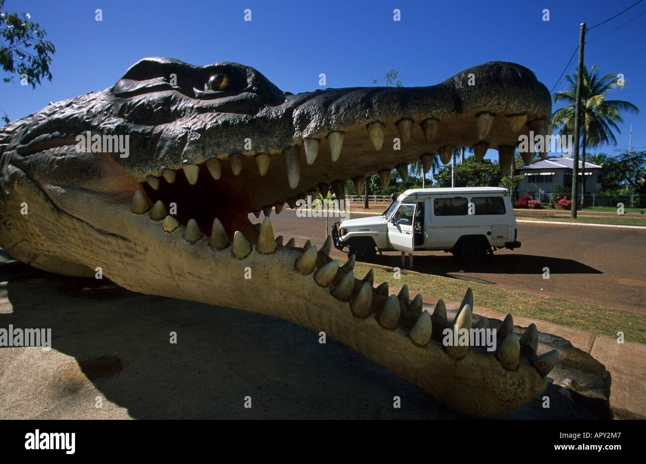 Statue of a 8.6 metre saltwater crocodile, once caught in Normanton