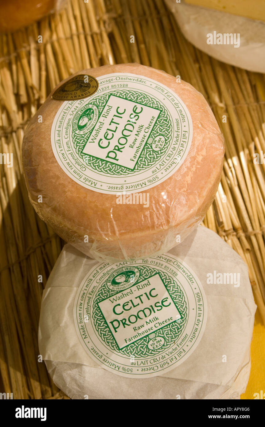 welsh organic 'Celtic Promise' raw milk farmhouse cheese for sale Aberystwyth farmers market , Wales UK Stock Photo