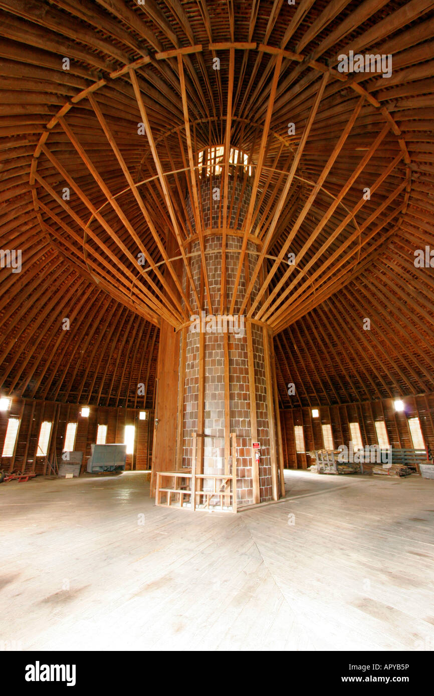 Inside The Round Barn, Hilltown, Pennsylvania, USA Stock Photo - Alamy